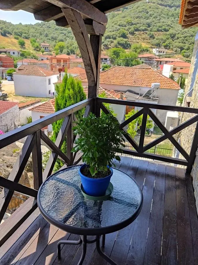 Κούκος Ευζην Villa Sykia Chalkidikis
