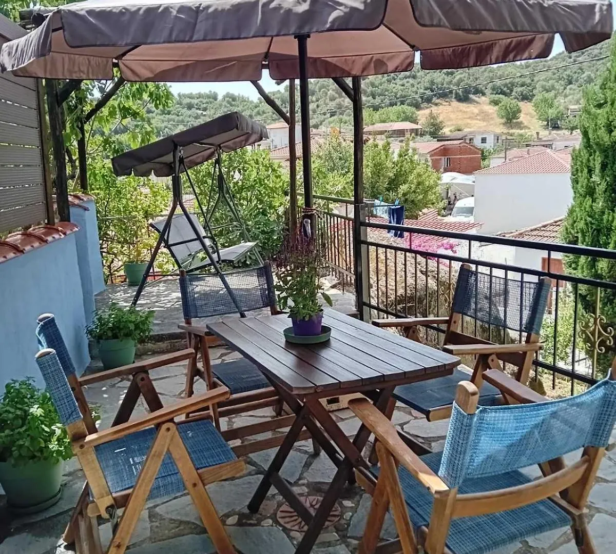 Κούκος Ευζην Villa Sykia Chalkidikis